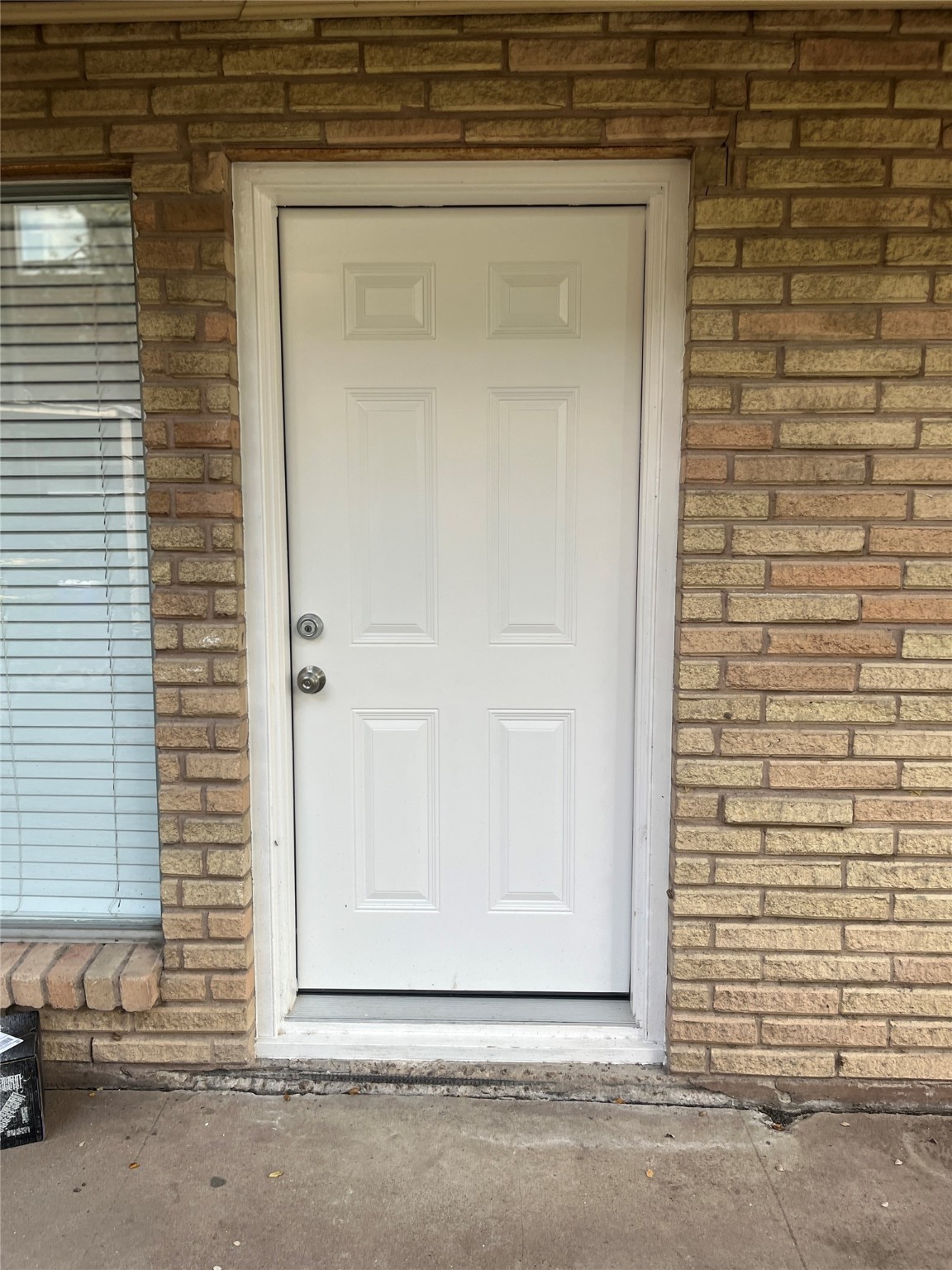 4624 Bell Street, Unit 2 Houston, TX 77023 - Photo 3 of 12 a view of a door and a window