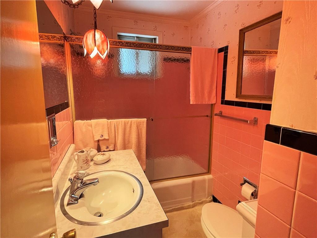2310 North Forest Grove Road Coraopolis, PA 15108 - Photo 26 of 50 view of a bathroom with a tub