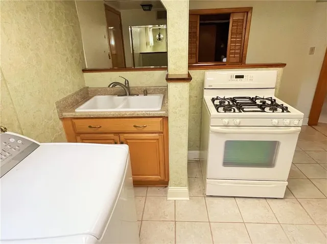 a view of washer and dryer