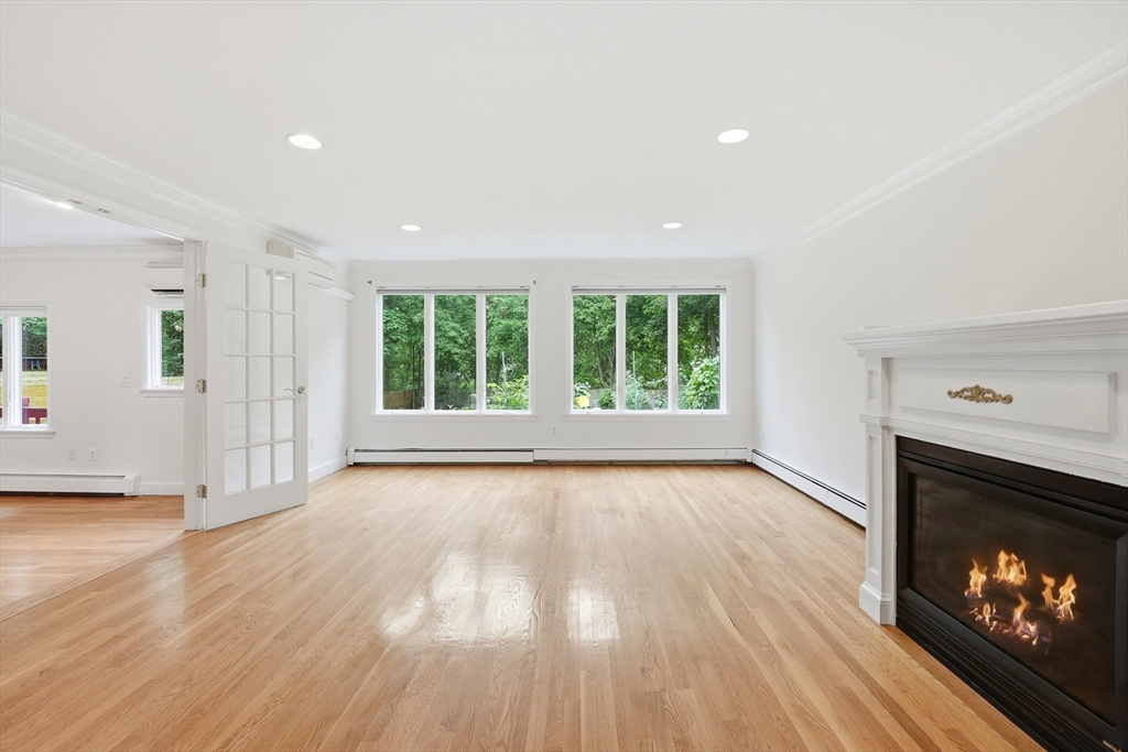 8 Wilson Street Wellesley, MA 02482 - Photo 5 of 41 Gallery Image 5
