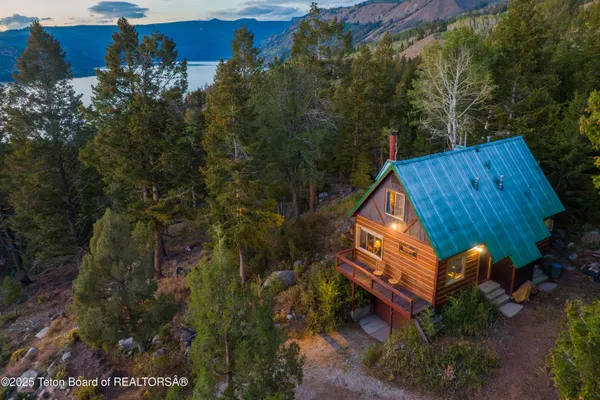 $280,000 | 21 Shady Lane, Pinedale, WY 82941