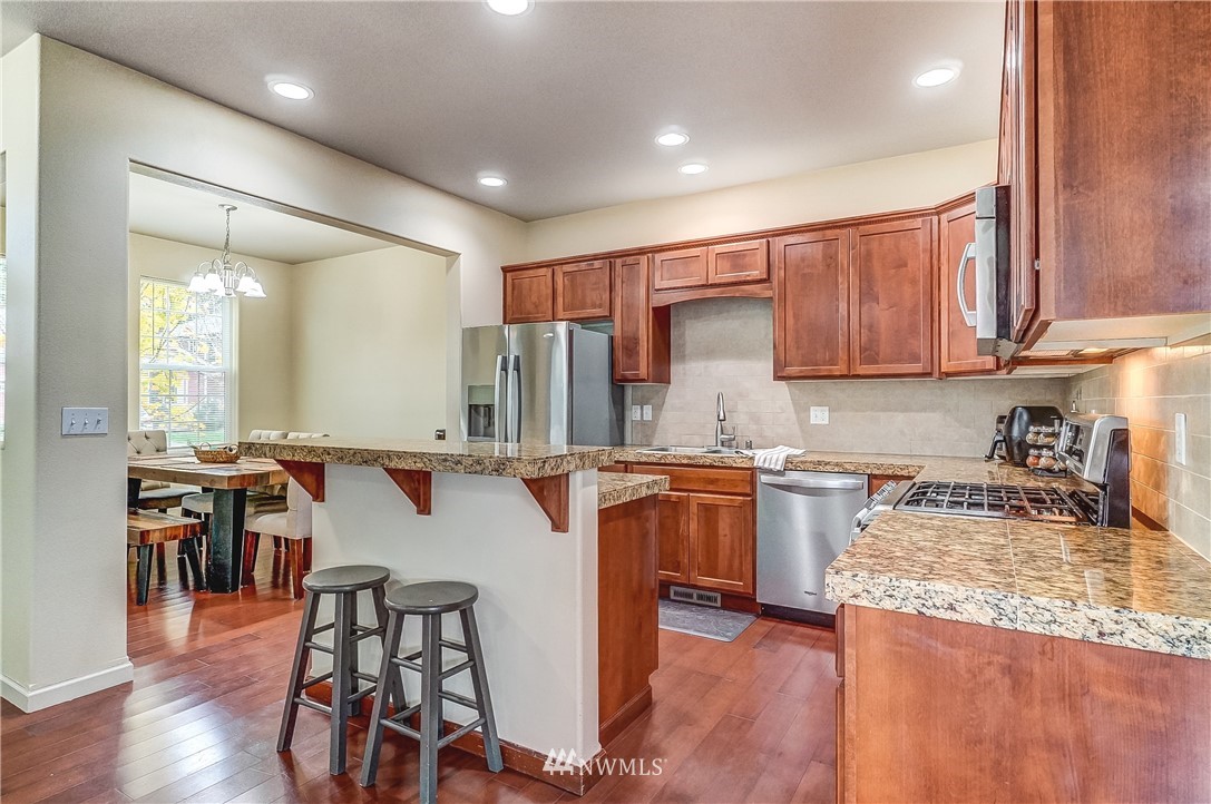 4554 Rochelle Street Southeast Lacey, WA 98503 - Photo 13 of 31 Gallery Image 13