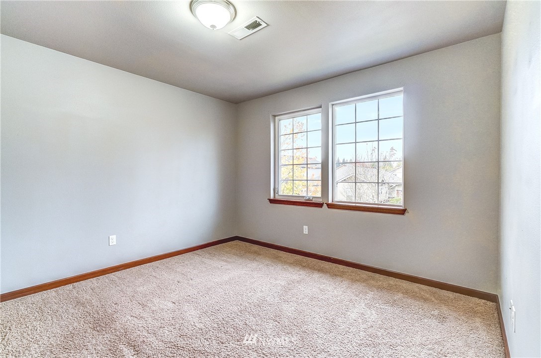 4554 Rochelle Street Southeast Lacey, WA 98503 - Photo 27 of 31 Gallery Image 27