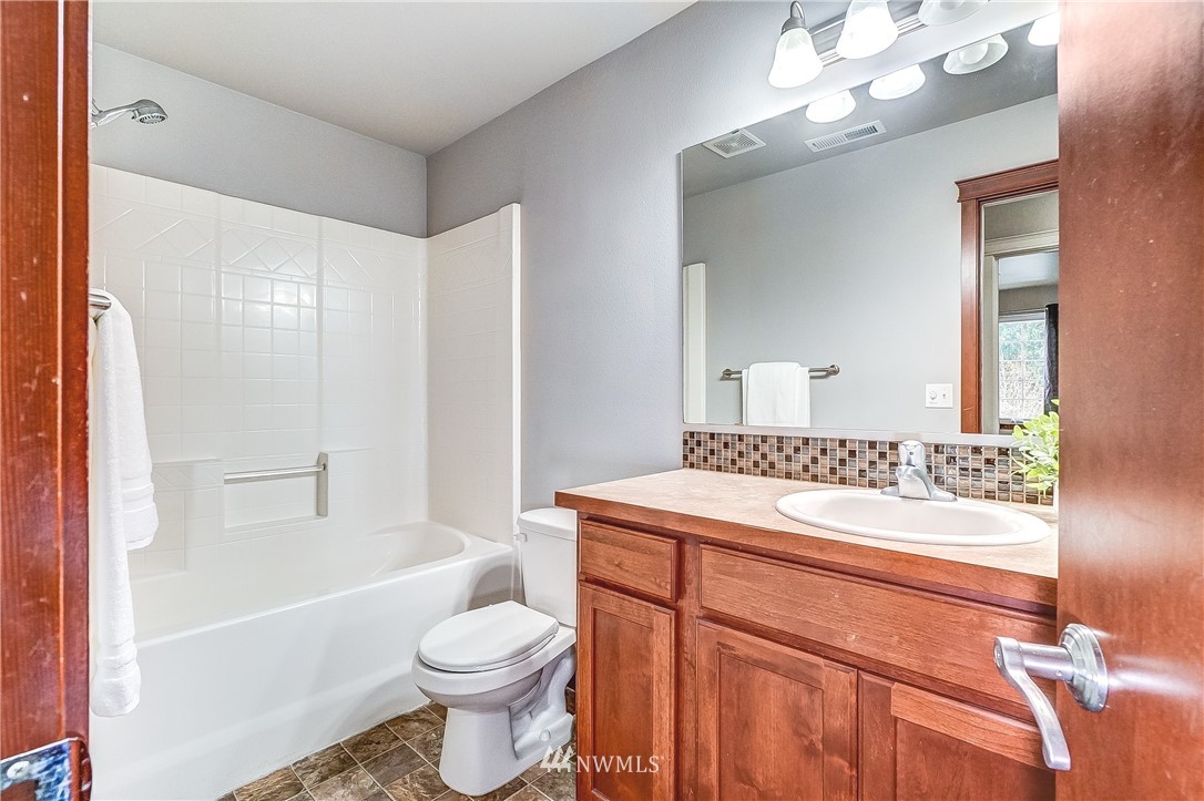4554 Rochelle Street Southeast Lacey, WA 98503 - Photo 29 of 31 Gallery Image 29