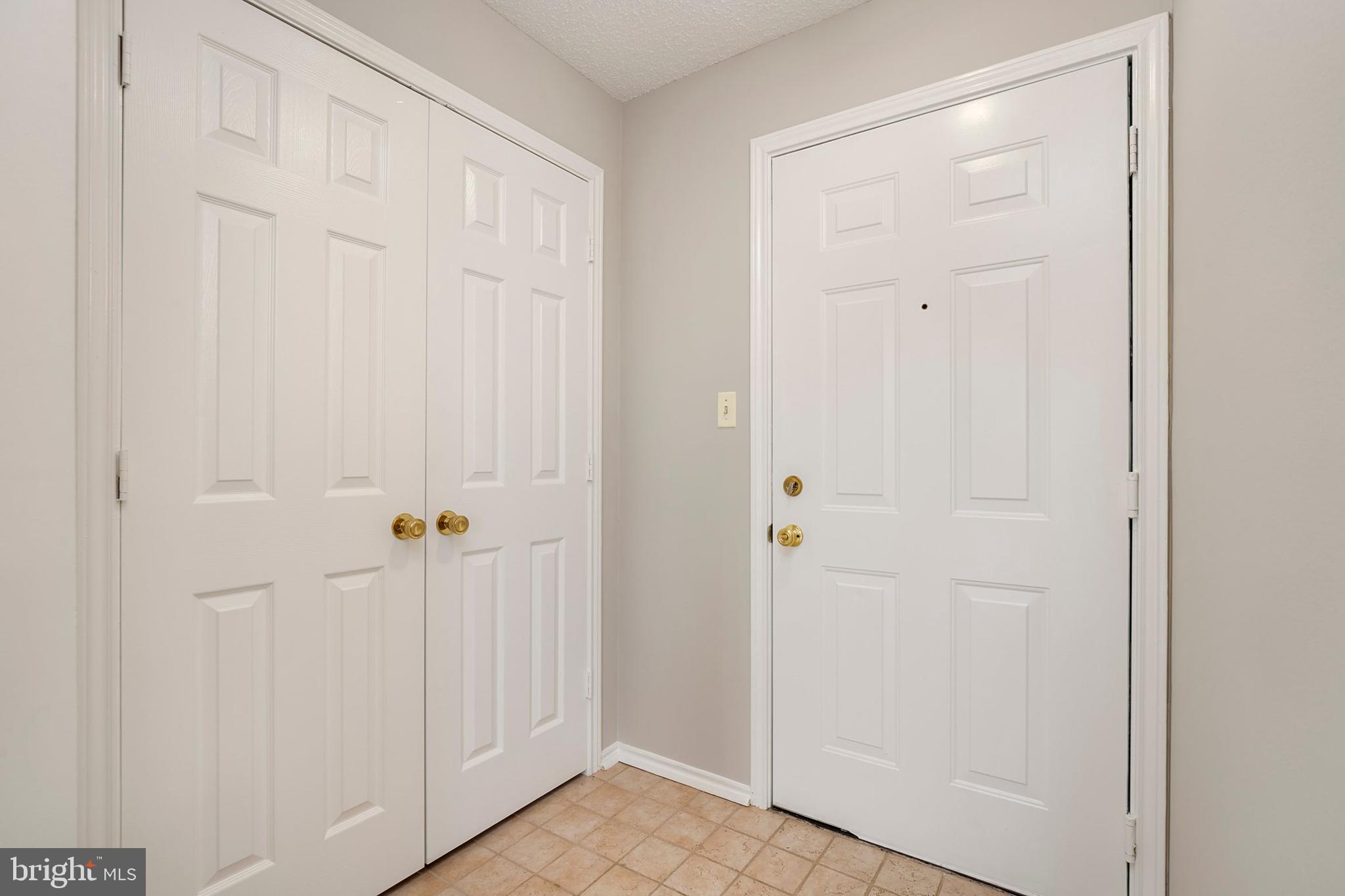 20957 Timber Ridge Terrace, Unit 303 Ashburn, VA 20147 - Photo 2 of 23