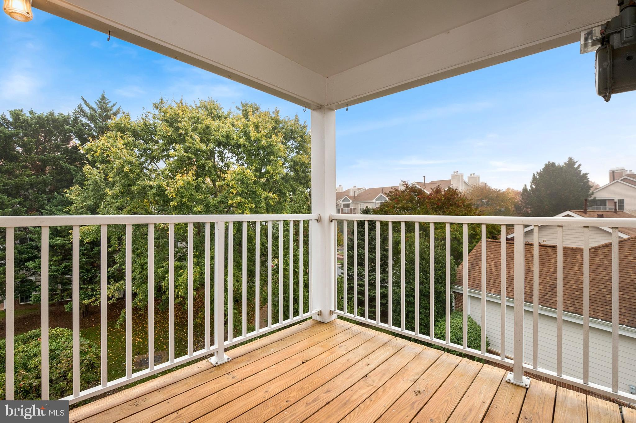 20957 Timber Ridge Terrace, Unit 303 Ashburn, VA 20147 - Photo 19 of 23