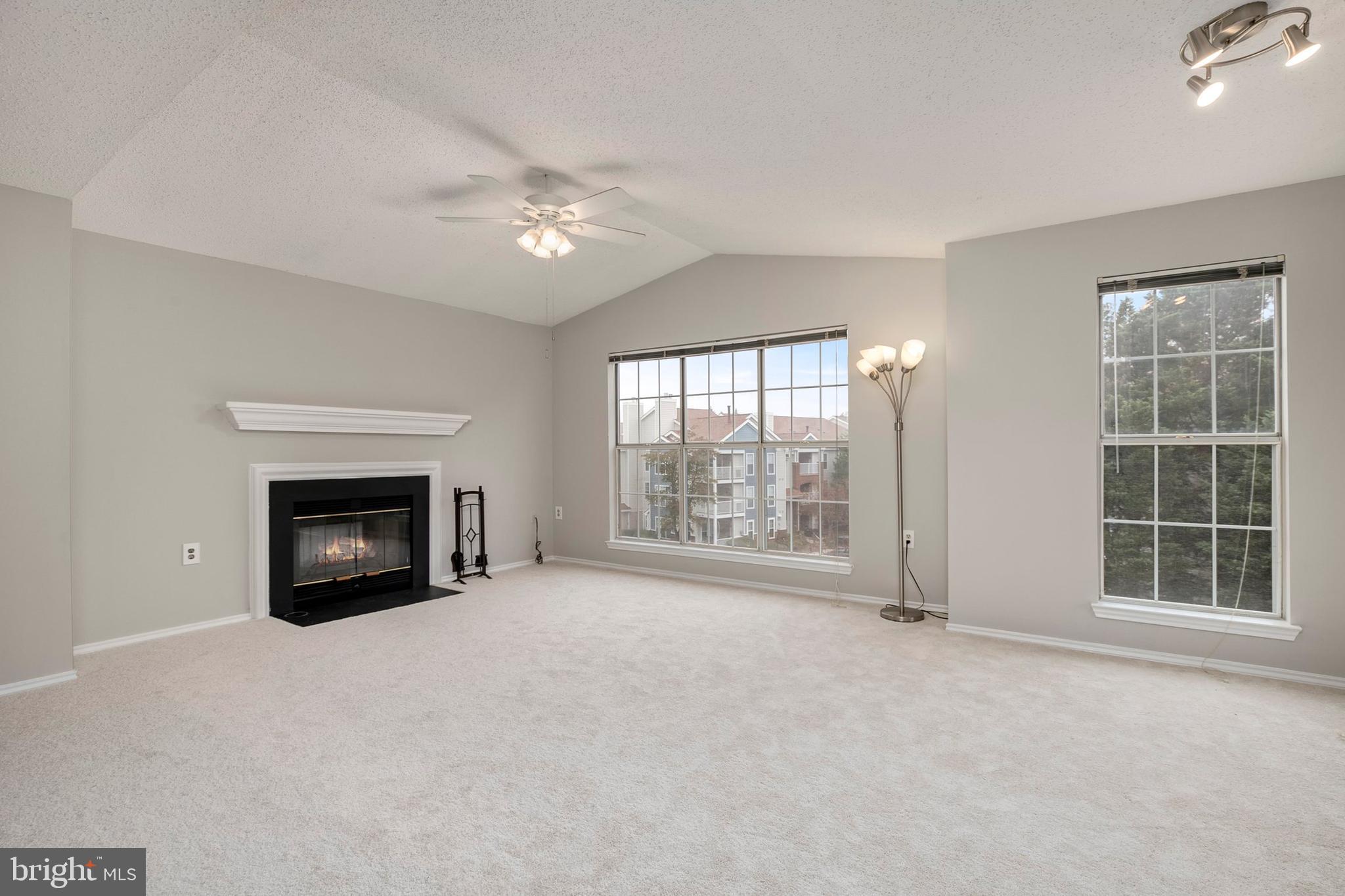20957 Timber Ridge Terrace, Unit 303 Ashburn, VA 20147 - Photo 9 of 23