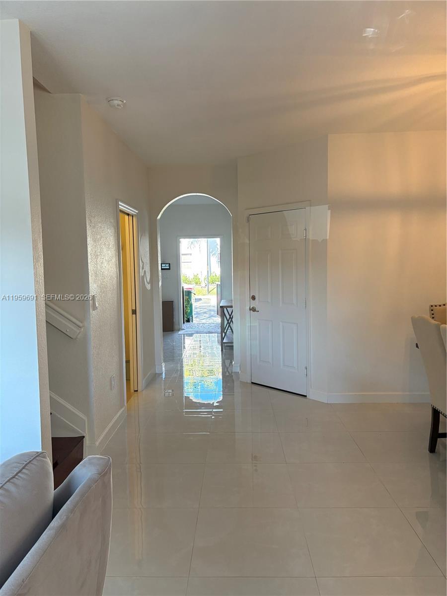 22453 Southwest 88th Path, Unit 22453 Cutler Bay, FL 33190 - Photo 5 of 28