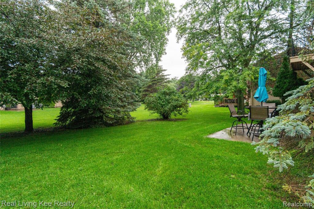 1870 Allenway Court Rochester Hills, MI 48309 - Photo 38 of 40