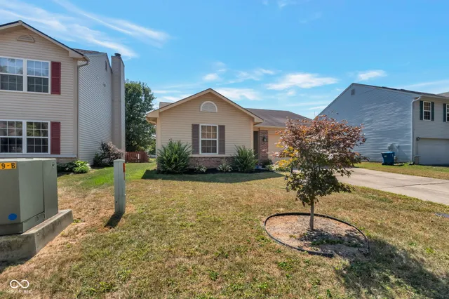 $245,000 | 3453 West 54th Street, Indianapolis, IN 46228