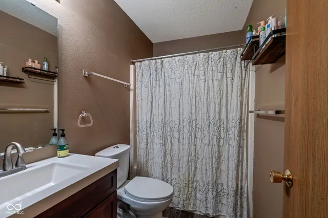 $245,000 | 3453 West 54th Street, Indianapolis, IN 46228