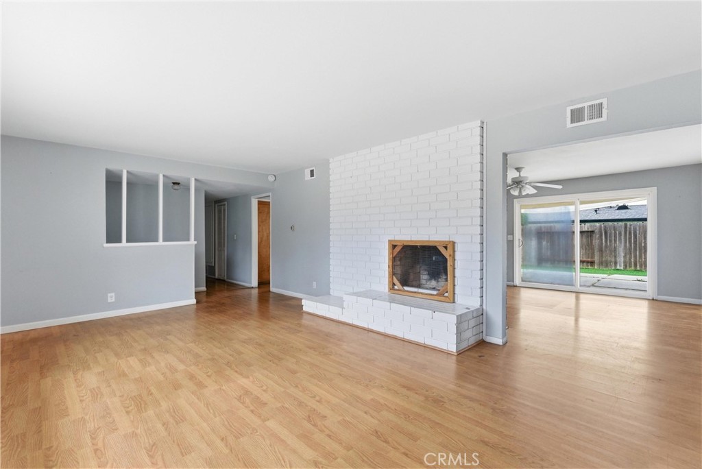 254 Bucknell Road Costa Mesa, CA 92626 - Photo 9 of 32