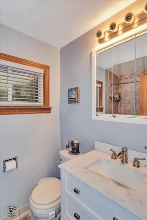 $399,900 | 9137 Orchard Lane, Bridgeview, IL 60455