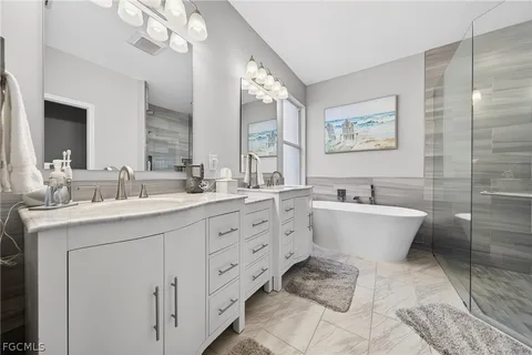 $550,000 | 8313 Sumner Avenue, Fort Myers, FL 33908