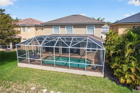 $550,000 | 8313 Sumner Avenue, Fort Myers, FL 33908