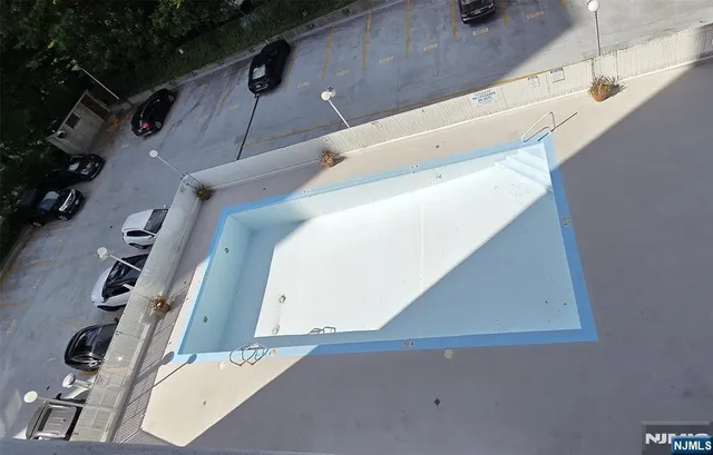 $279,000 | 277 Prospect Avenue, Unit 4H, Hackensack, NJ 07601