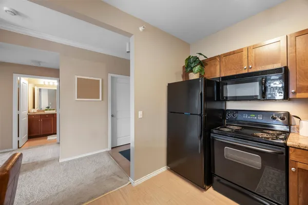 $180,000 | 13570 Technology Dr., Unit 2221, Eden Prairie, MN 55344