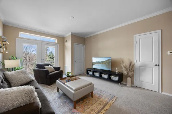 $180,000 | 13570 Technology Dr., Unit 2221, Eden Prairie, MN 55344