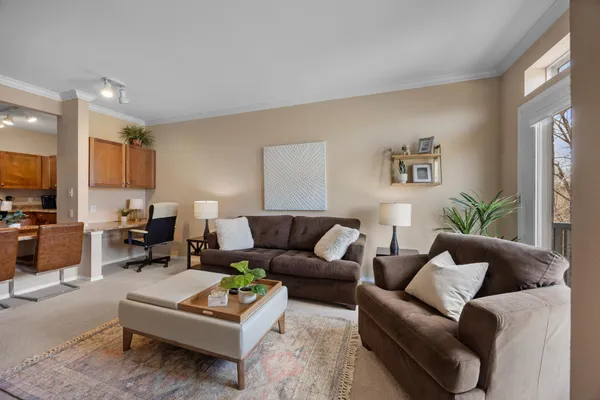 $180,000 | 13570 Technology Dr., Unit 2221, Eden Prairie, MN 55344