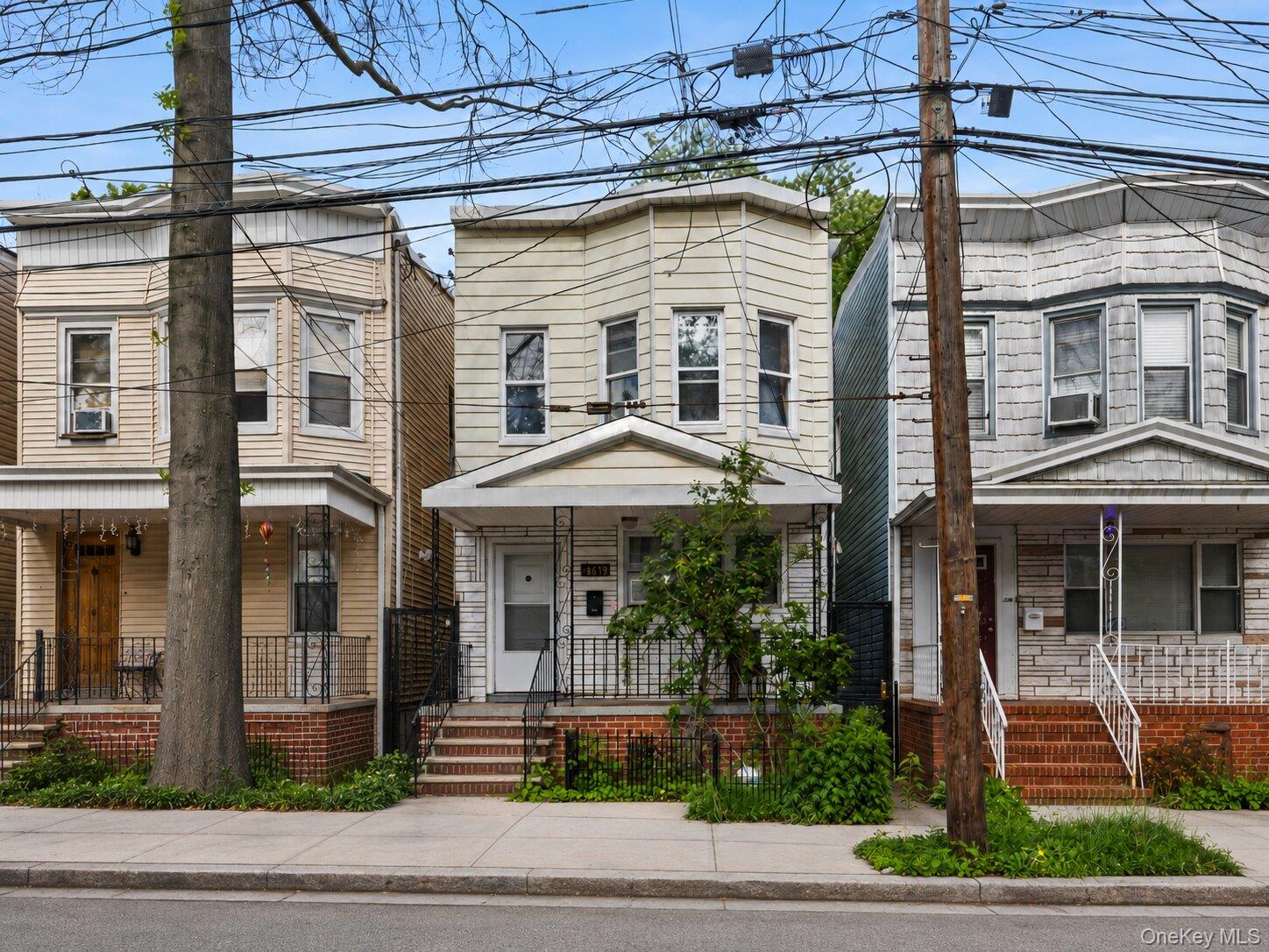 86-19 79th Street Queens, NY 11421 - Photo 3 of 27