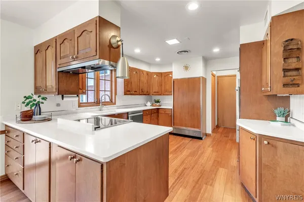 $1,399,000 | 137 Nottingham Terrace, Buffalo, NY 14216