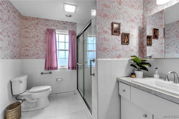 $1,399,000 | 137 Nottingham Terrace, Buffalo, NY 14216