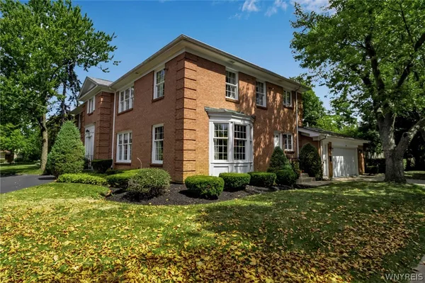 $1,399,000 | 137 Nottingham Terrace, Buffalo, NY 14216