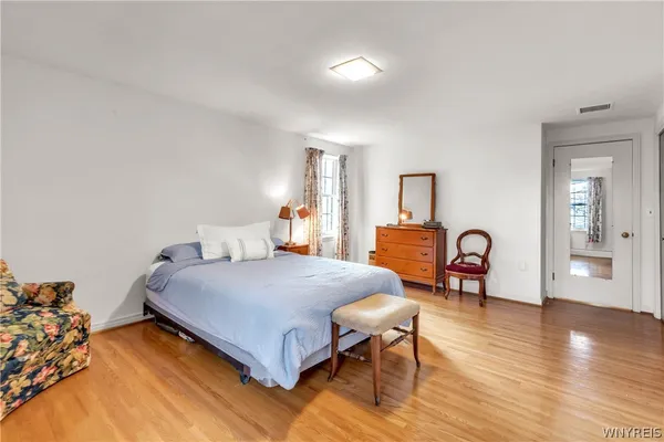 $1,399,000 | 137 Nottingham Terrace, Buffalo, NY 14216