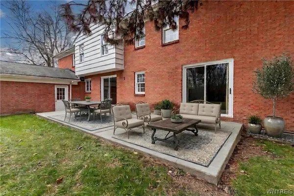 $1,399,000 | 137 Nottingham Terrace, Buffalo, NY 14216