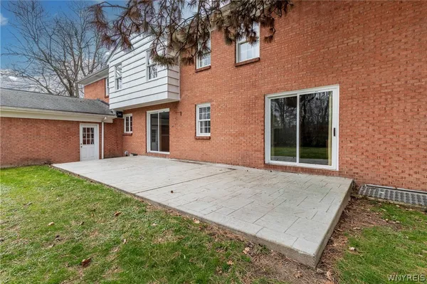 $1,399,000 | 137 Nottingham Terrace, Buffalo, NY 14216