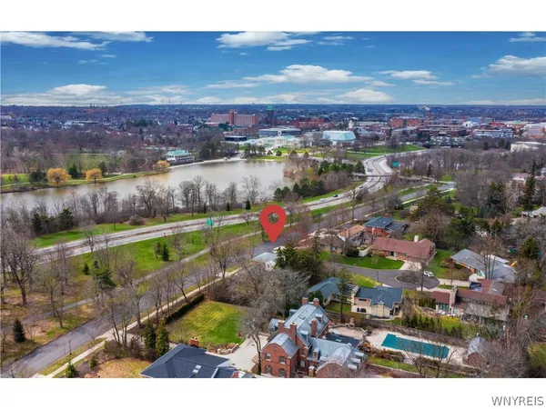 $1,399,000 | 137 Nottingham Terrace, Buffalo, NY 14216