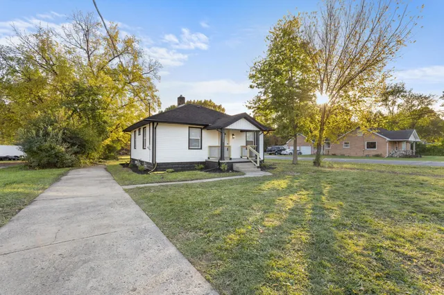 $168,000 | 23826 Edison Road, South Bend, IN 46628