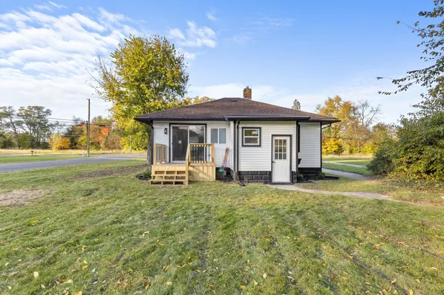 $168,000 | 23826 Edison Road, South Bend, IN 46628