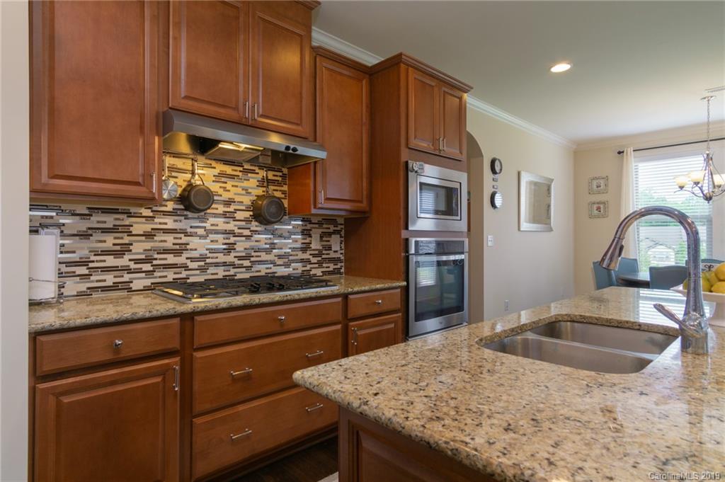 1332 Cilantro Court Tega Cay, SC 29708 - Photo 13 of 34