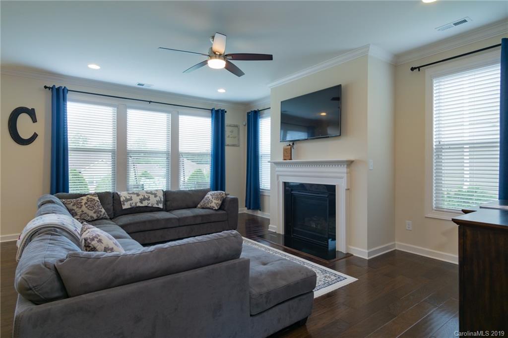 1332 Cilantro Court Tega Cay, SC 29708 - Photo 8 of 34