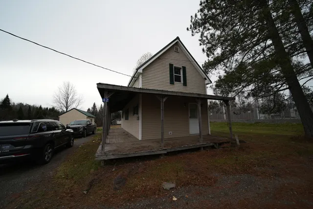 $89,500 | 42 Bootfoot Road, Bridgewater, ME 04735