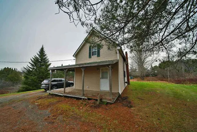 $89,500 | 42 Bootfoot Road, Bridgewater, ME 04735