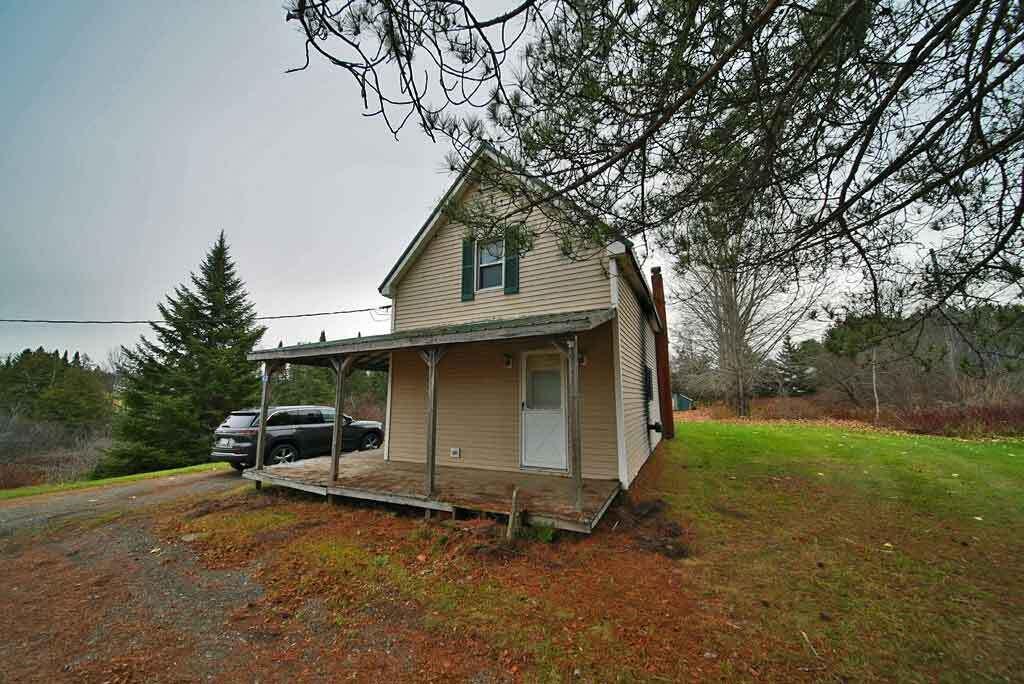 42 Bootfoot Road Bridgewater, ME 04735 - Photo 9 of 68 low-cost-bridgewater-home