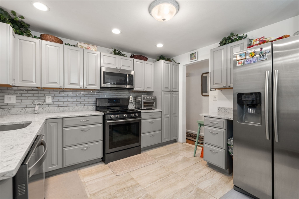 80 Messinger Street Boston, MA 02126 - Photo 9 of 24 Gallery Image 9