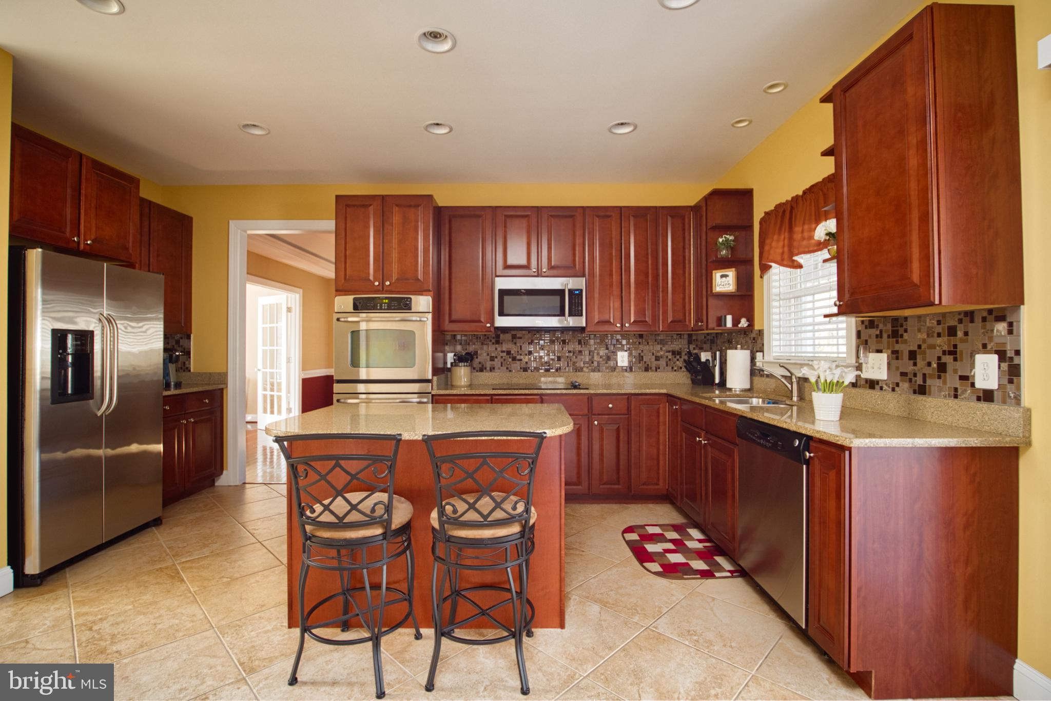 648 210th Street Pasadena, MD 21122 - Photo 7 of 33
