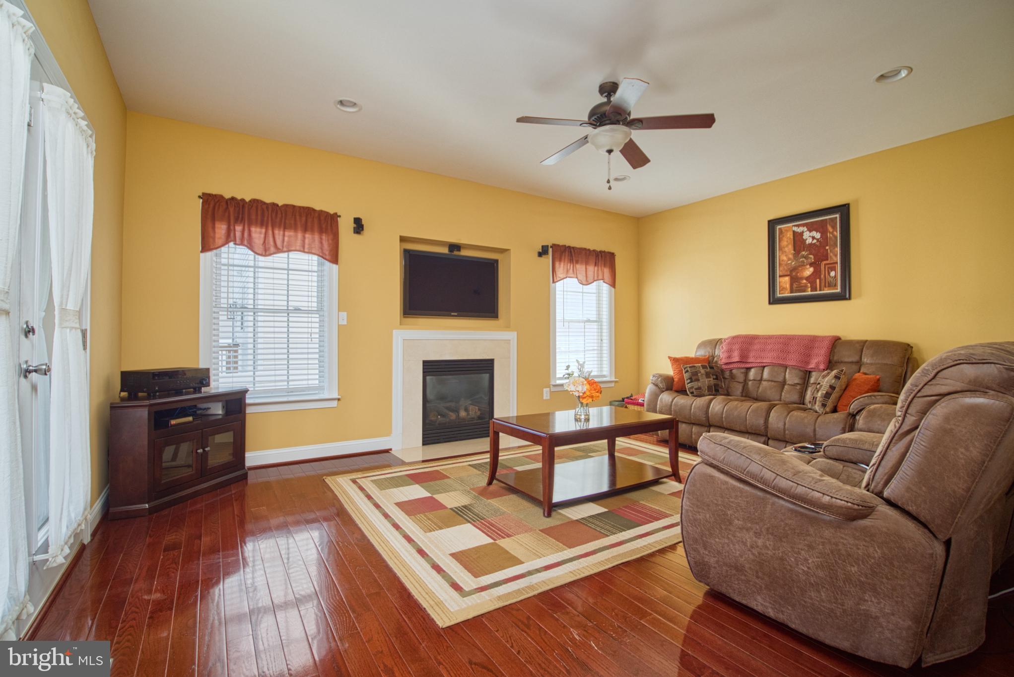 648 210th Street Pasadena, MD 21122 - Photo 9 of 33