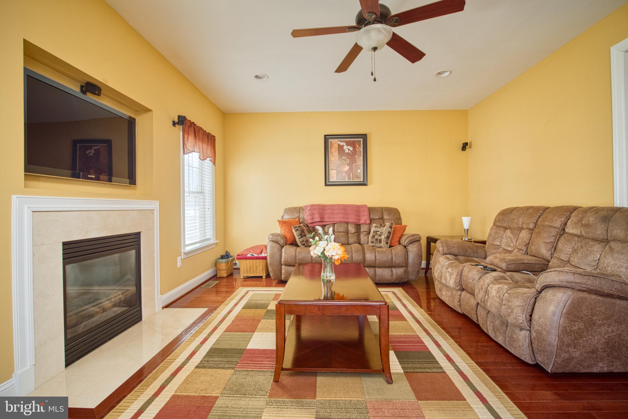 648 210th Street Pasadena, MD 21122 - Photo 10 of 33