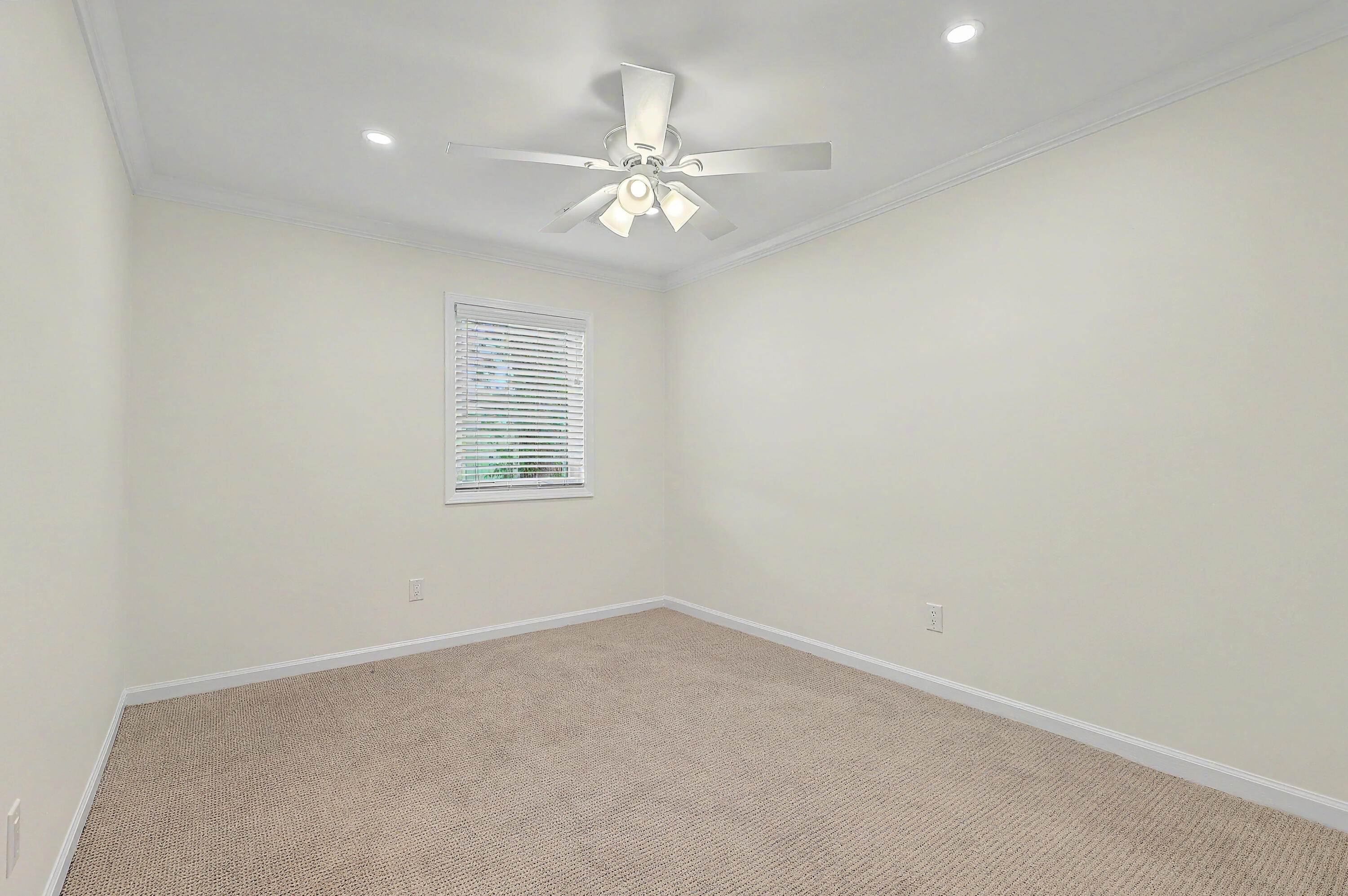 958 Myrtle Court Mount Pleasant, SC 29464 - Photo 22 of 40