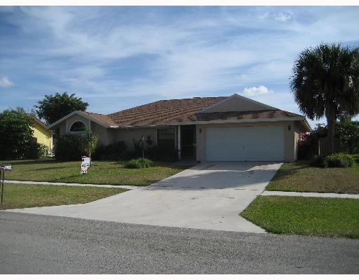 1124 Block Island Road Wellington, FL 33414 - Photo 1 of 8 Primary Photo