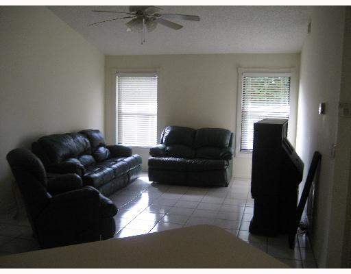 1124 Block Island Road Wellington, FL 33414 - Photo 4 of 8 Additional Photo