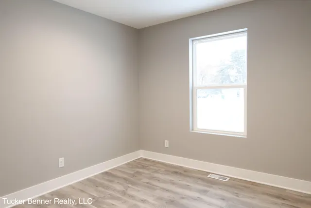 $259,900 | 518 South Sullivan Avenue, Fremont, MI 49412