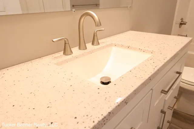 $259,900 | 518 South Sullivan Avenue, Fremont, MI 49412