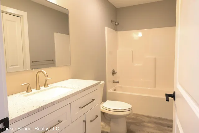 $259,900 | 518 South Sullivan Avenue, Fremont, MI 49412