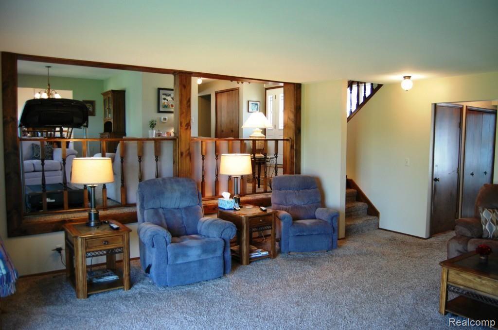 67483 Wolcott Road Ray, MI 48096 - Photo 15 of 48 Family Room