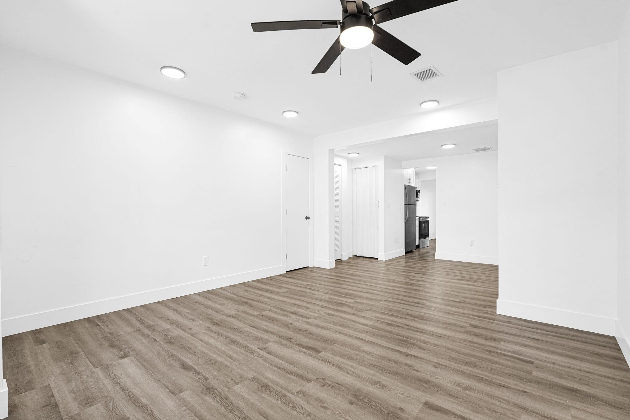 725 81st Street Miami Beach, FL 33141 - Photo 18 of 71 Photo 18